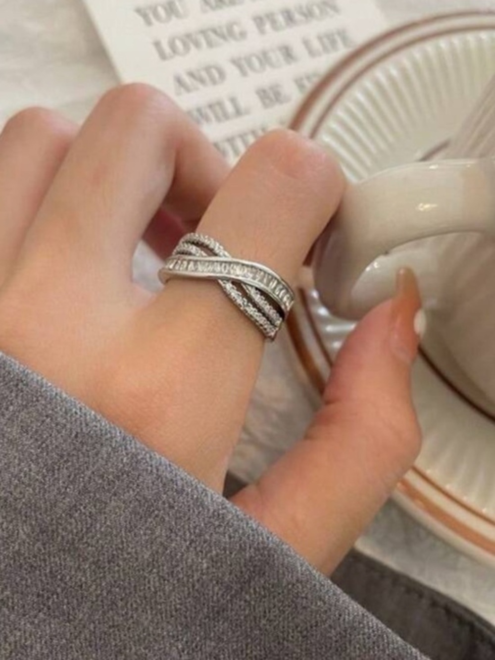Silver ring - Picture 1 of 2